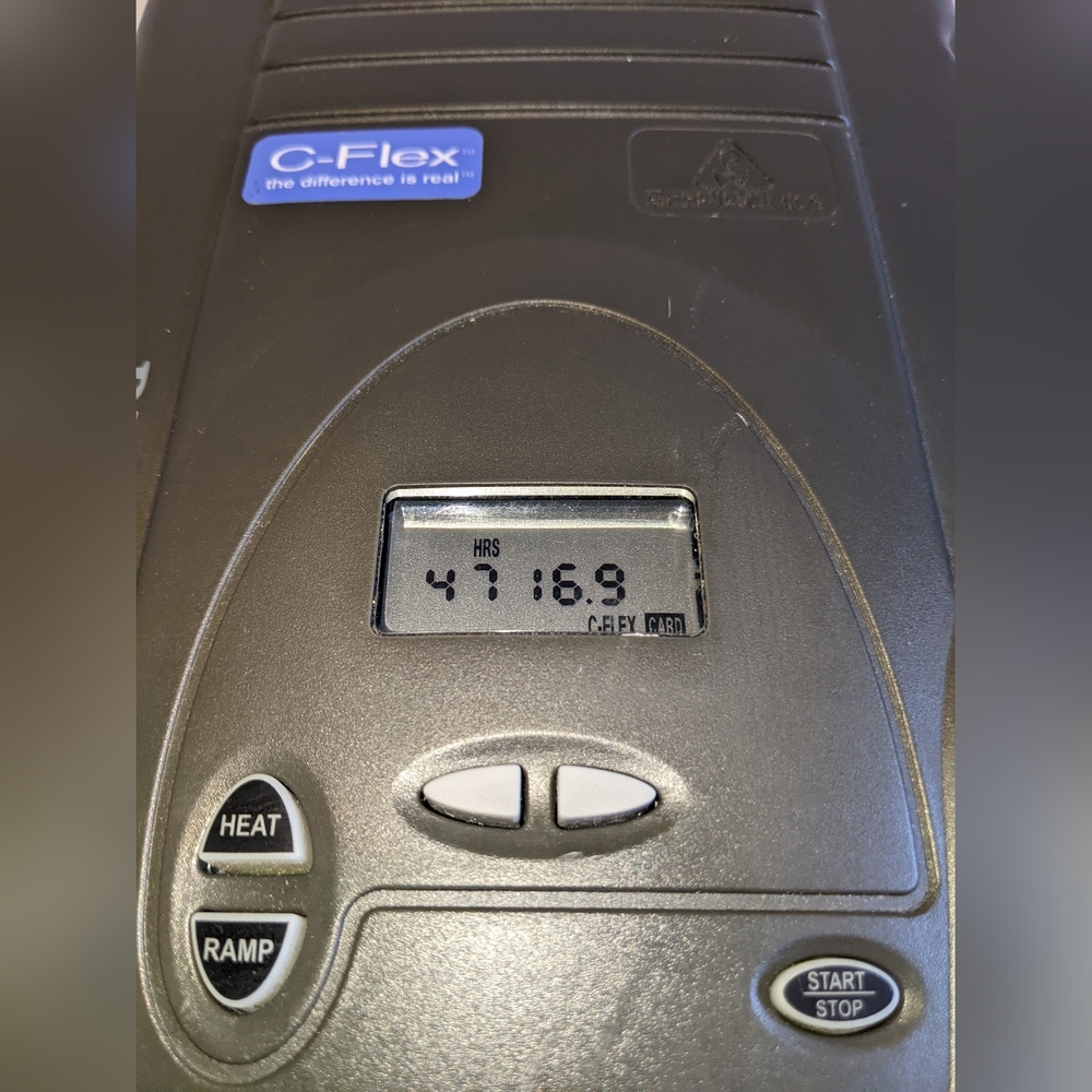 RemStar Pro 2 with Humidifier - Picture 3 of 9